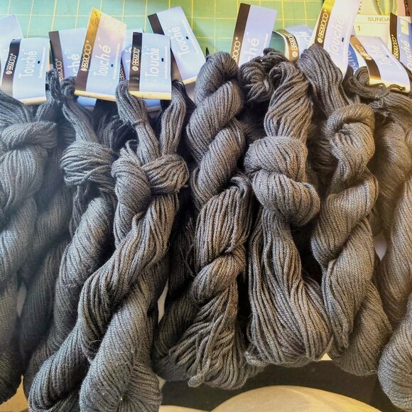 Berroco Touche 50/50 Cotton and Modal Rayon yarn 15-piece in Black